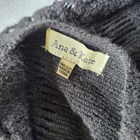 SOLD - Picture 3 of 4